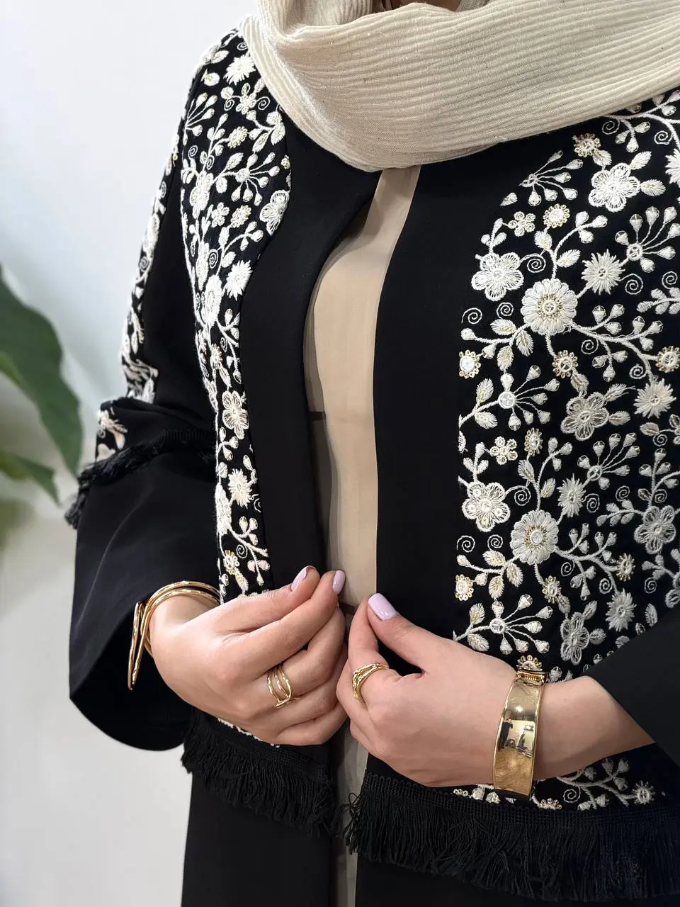 مانتو مجلسی سوزندوزی آیسو سولینا